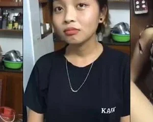 Em gái ngây thơ hồn nhiên: Em là con đĩ của anh | VIET69