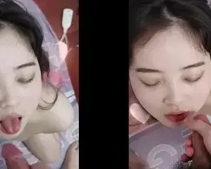 Em quỳ trên giường đợi anh xuất tinh vào miệng | VIET69