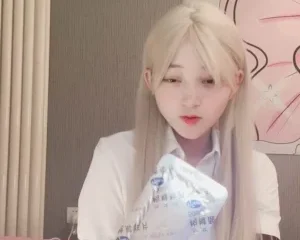 Xinh đẹp dễ thương thì cũng phải banh háng ra cho anh đụ thôi hehe