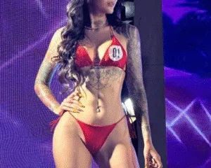 Á hậu Thủy Tạ và đồng bọn hoang dâm vô độ